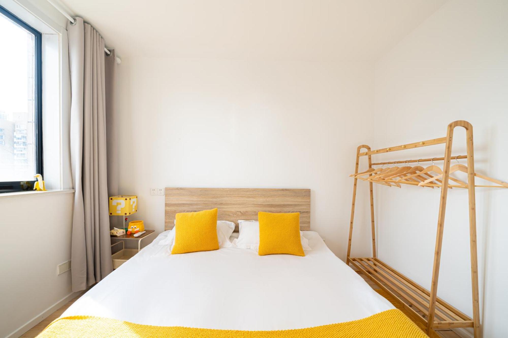 Zhenyuan-4bedrooms 2bathroom,near People's Square *