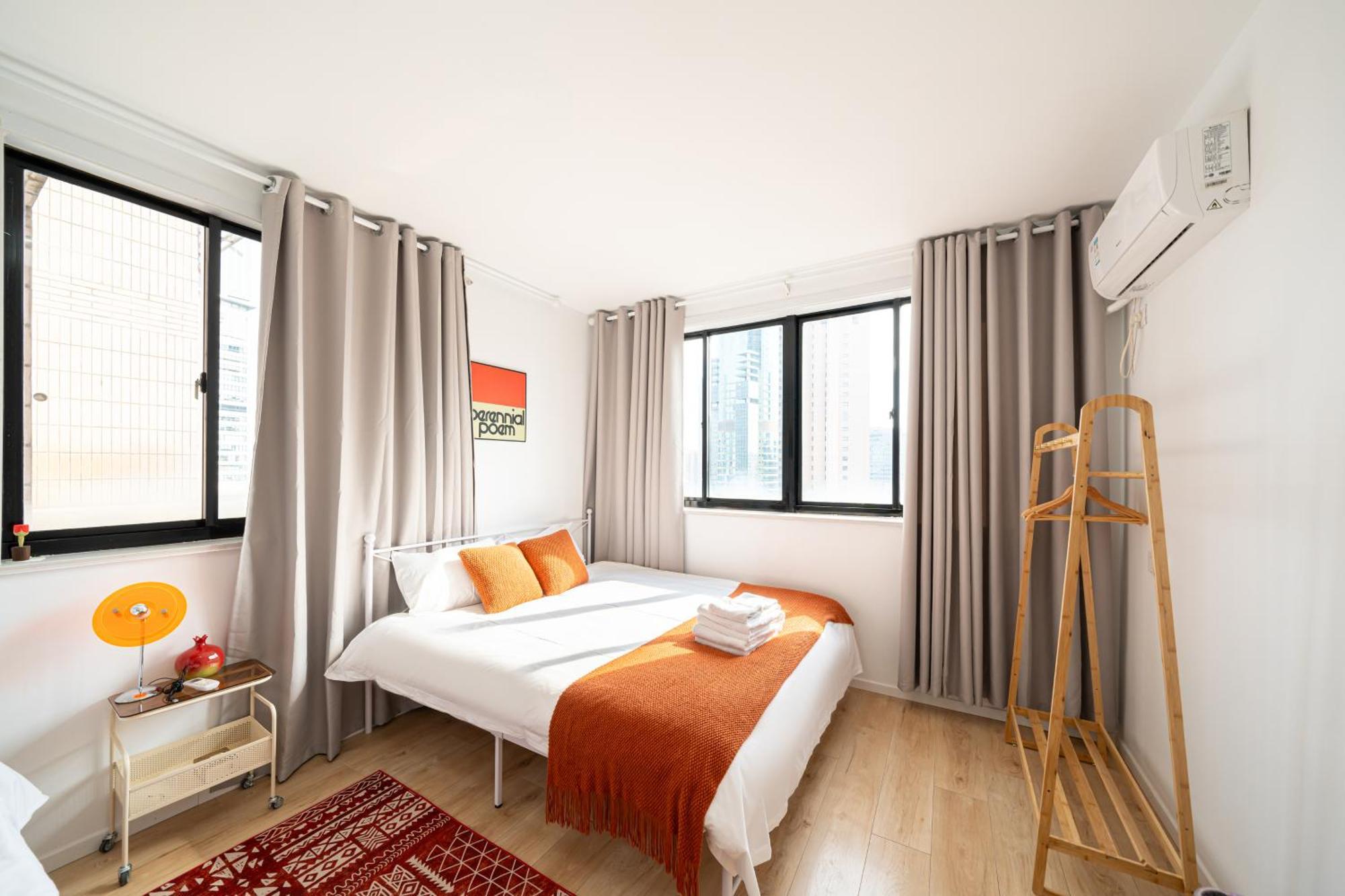 Apartment Zhenyuan-4bedrooms 2bathroom,near People's Square *