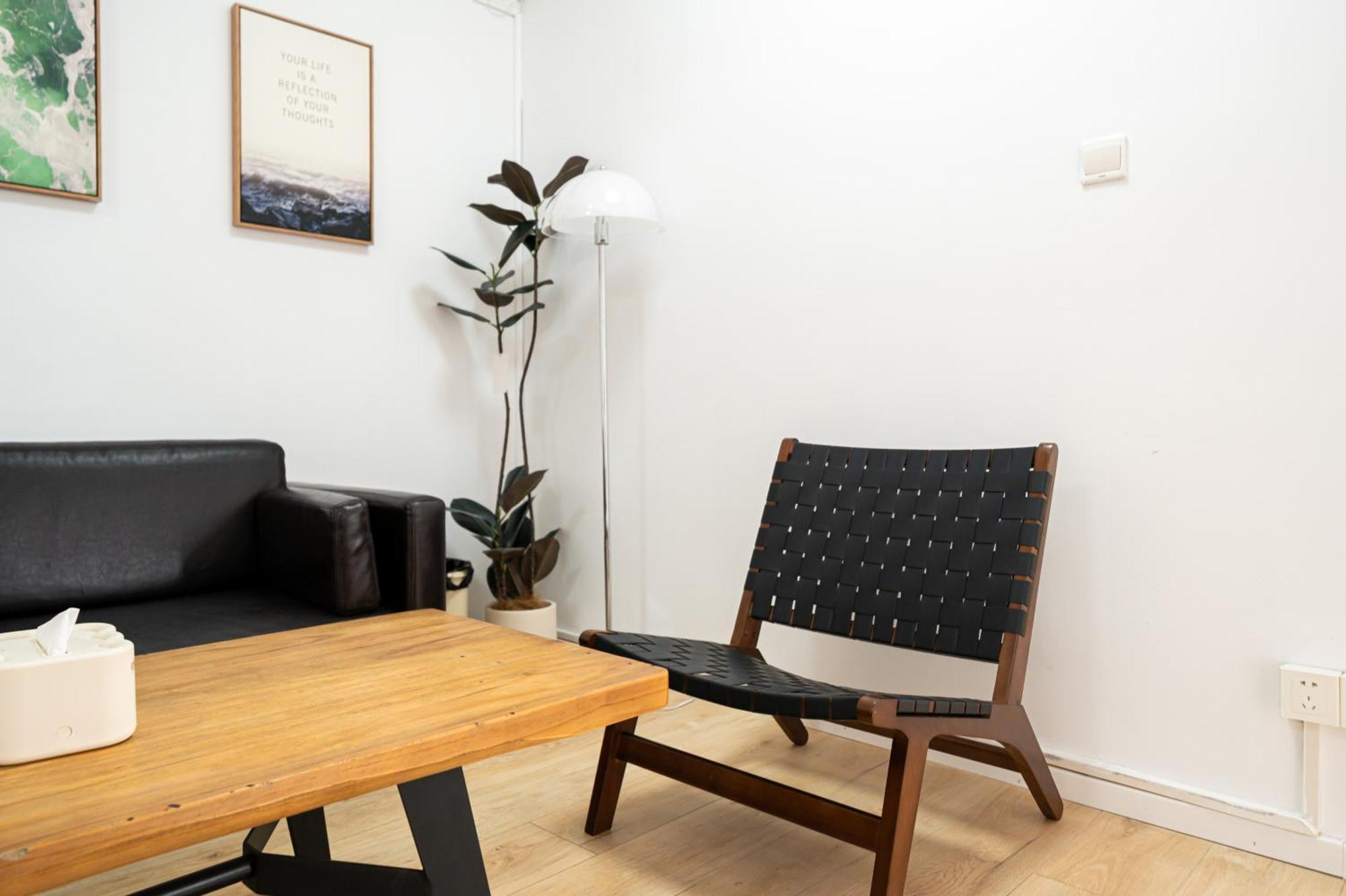 Zhenyuan-4bedrooms 2bathroom,near People's Square Apartment Shanghai