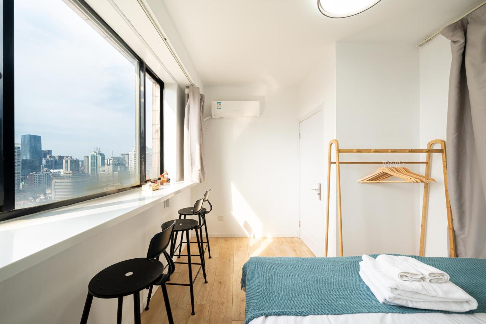 Zhenyuan-4bedrooms 2bathroom,near People's Square Apartment *