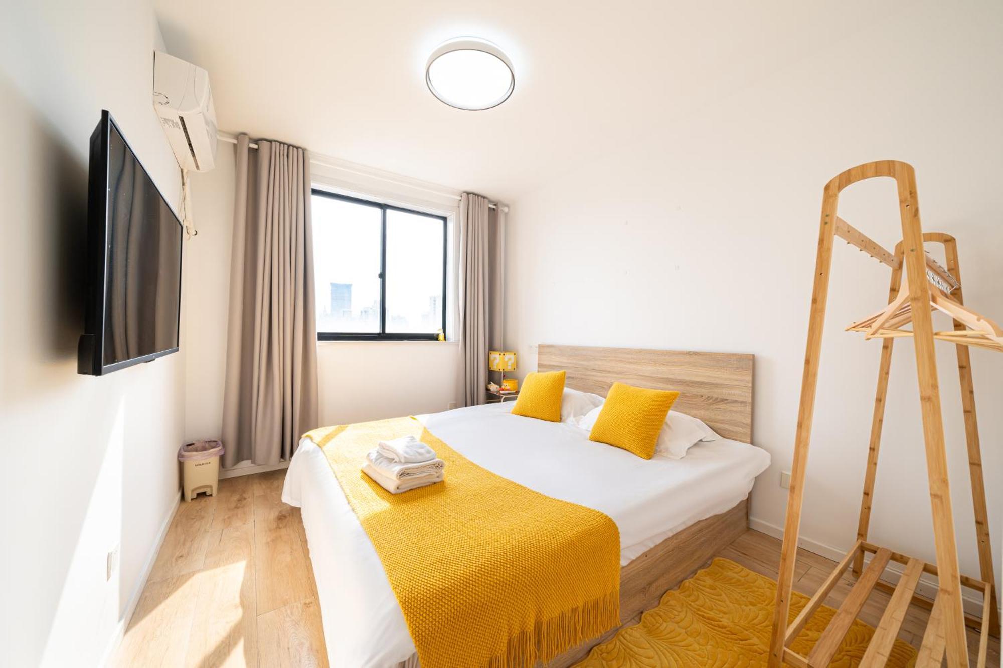 Zhenyuan-4bedrooms 2bathroom,near People's Square *